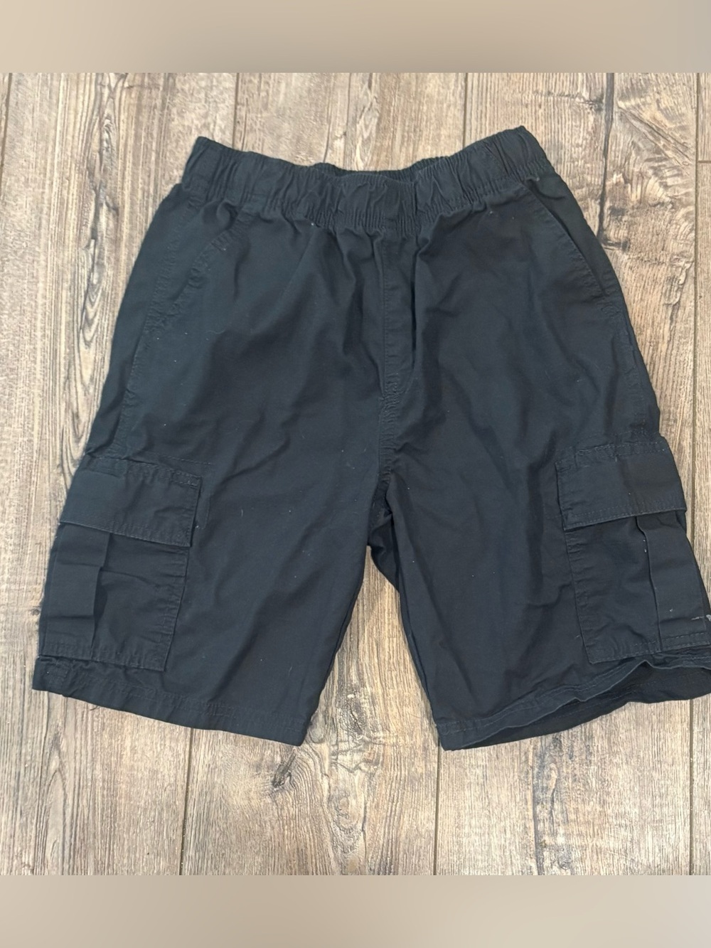 Boys size 12 black cargo shorts